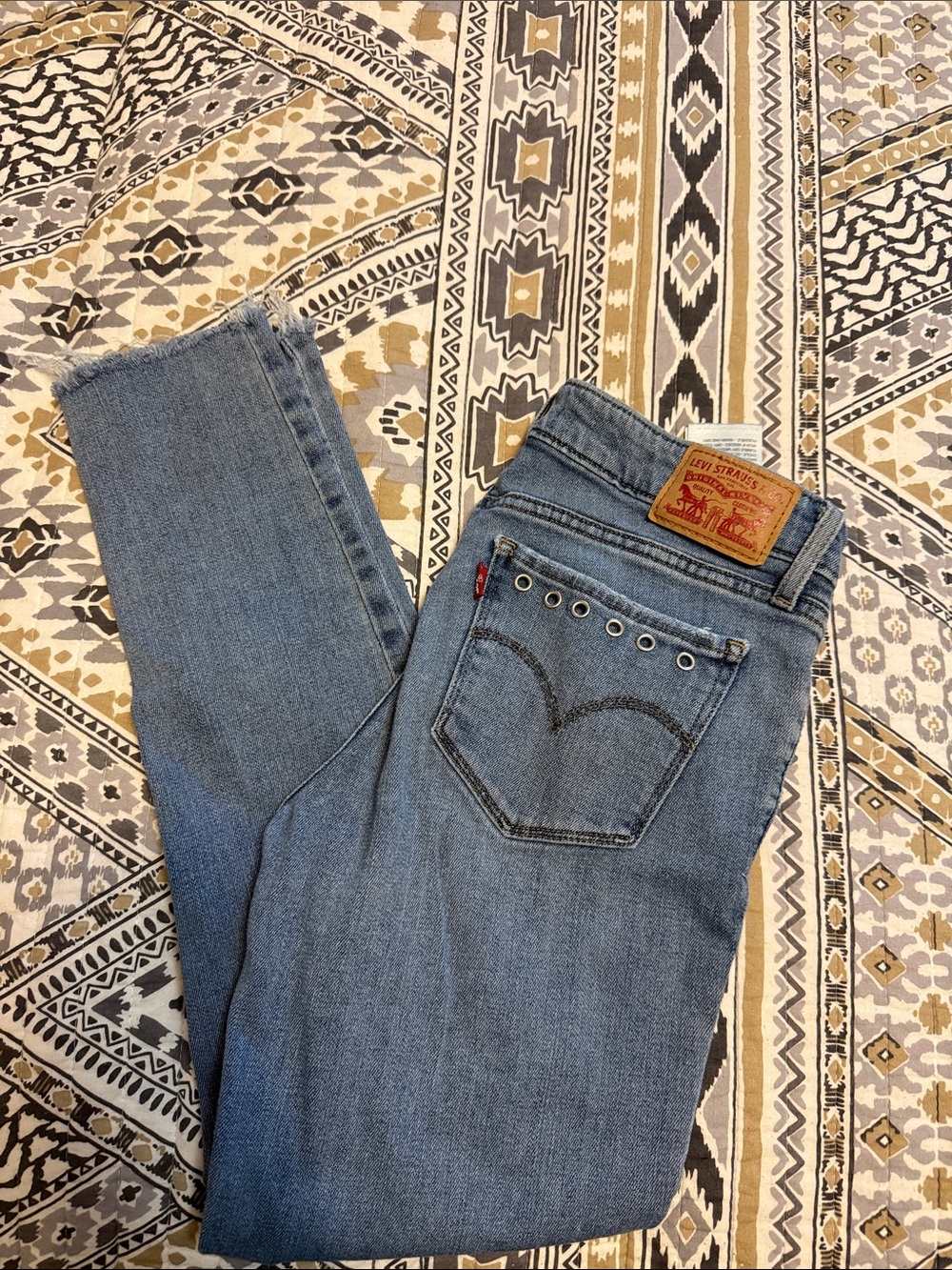 Levi's Women's Studded Pockets